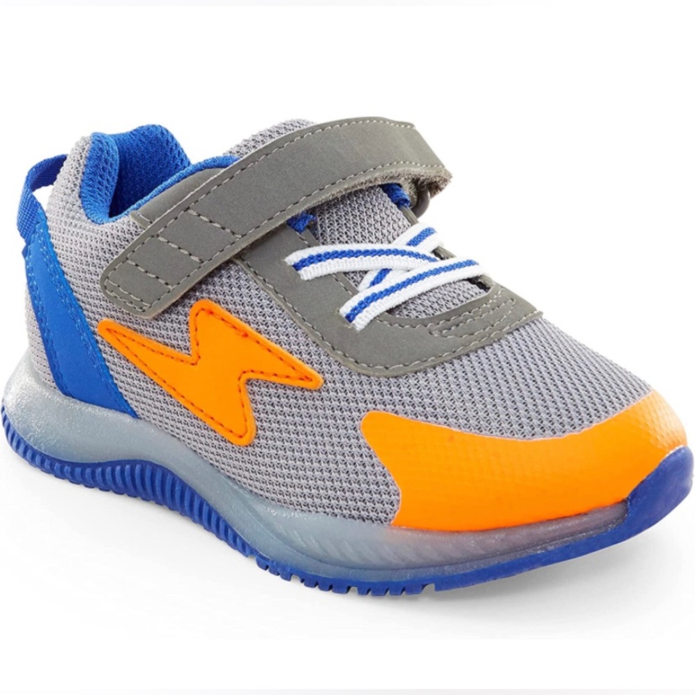 New Stride Rite 360 Unisex-Child Storm Sneaker Size 5m. They light up